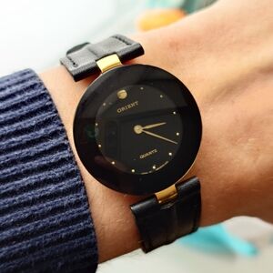 Orient Quartz D80831-00 Vintage Dress Watch Dome Crystal NOS with Box 30mm Rado